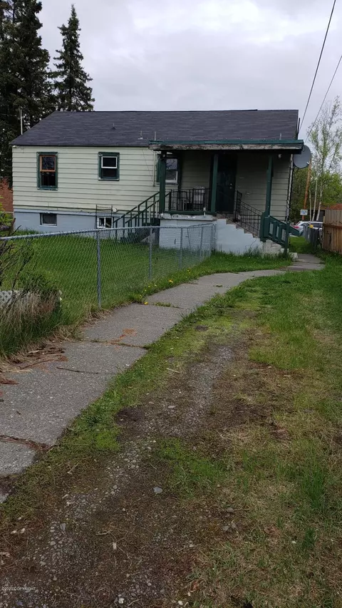 1118 E 10th Ave, Anchorage, AK 99501 photo 4