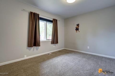 17626 Laoana Cir, Eagle River, AK 99577 photo 17