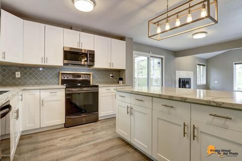 17626 Laoana Cir, Eagle River, AK 99577 photo 4