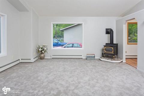 17604 S Juanita Loop, Eagle River, AK 99577 photo 4