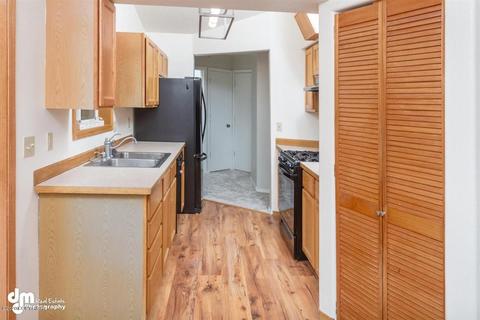 17604 S Juanita Loop, Eagle River, AK 99577 photo 8
