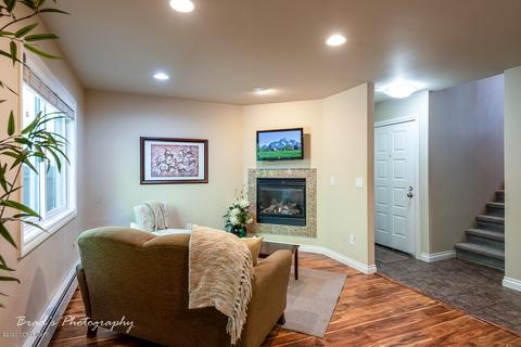 809 W 80th Ave, Anchorage, AK 99518 photo 2