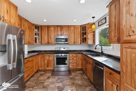 8724 Pluto Dr, Anchorage, AK 99507 photo 7