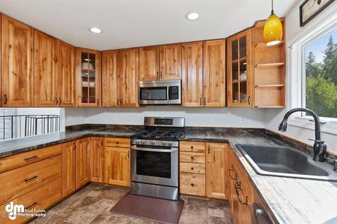 8724 Pluto Dr, Anchorage, AK 99507 photo 8