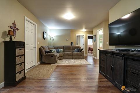 20571 Pine Crest Ln, Eagle River, AK 99577 photo 23