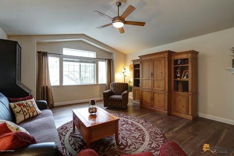 20571 Pine Crest Ln, Eagle River, AK 99577 photo 4