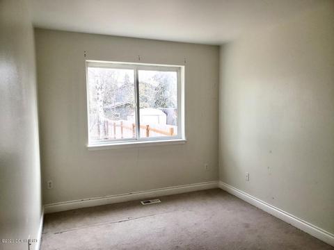 6522 E 9th Ave # 2, Anchorage, AK 99504 photo 16