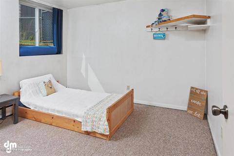 3001 Eureka St, Anchorage, AK 99503 photo 14