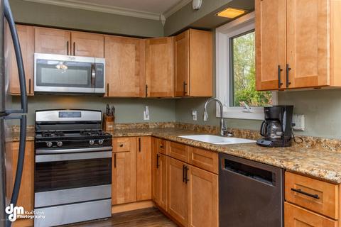 18341 Karta Cir, Eagle River, AK 99577 photo 12