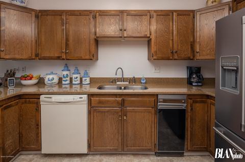 7802 Raymar Cir, Anchorage, AK 99518 photo 13