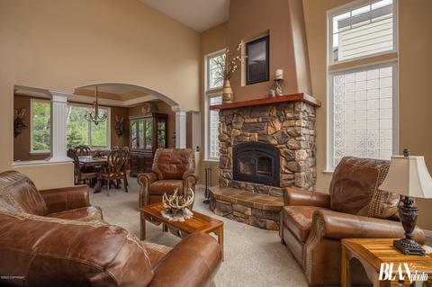 17772 Shasta Cir, Eagle River, AK 99577 photo 4