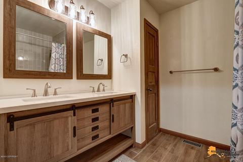 19724 Delphin Cir, Eagle River, AK 99577 photo 27