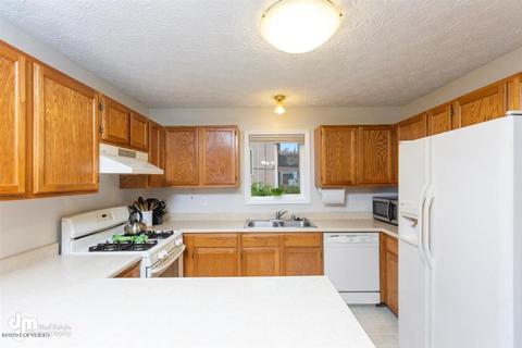 12101 Copper Mountain Dr, Eagle River, AK 99577 photo 10