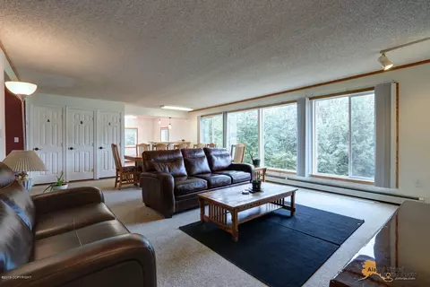 341 E 2nd Ct, Anchorage, AK 99501 photo 16