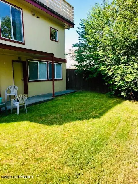 341 E 2nd Ct, Anchorage, AK 99501 photo 2