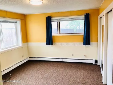 341 E 2nd Ct, Anchorage, AK 99501 photo 3