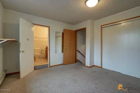 341 E 2nd Ct, Anchorage, AK 99501 photo 24