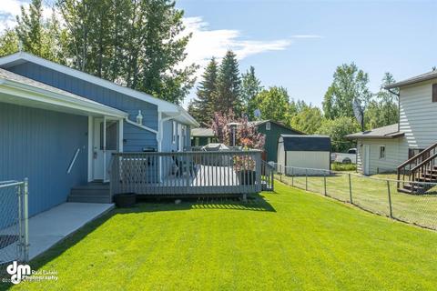 2910 Ruby Dr, Anchorage, AK 99502 photo 2