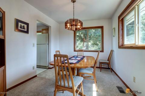 7620 Griffith St, Anchorage, AK 99507 photo 9