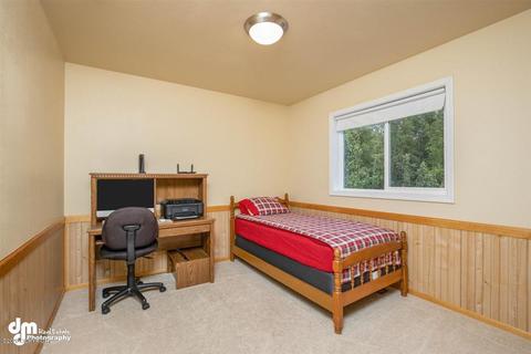8686 Cross Pointe Loop, Anchorage, AK 99504 photo 16