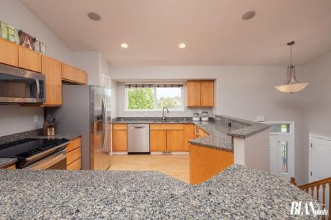 16652 Baird Cir, Eagle River, AK 99577 photo 9