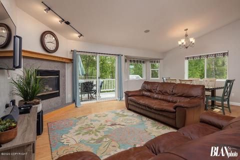 16652 Baird Cir, Eagle River, AK 99577 photo 3