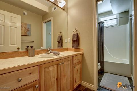 5721 E 104th Ave, Anchorage, AK 99507 photo 42