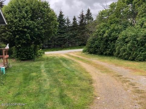 104 E Danview Ave, Homer, AK 99603 photo 2