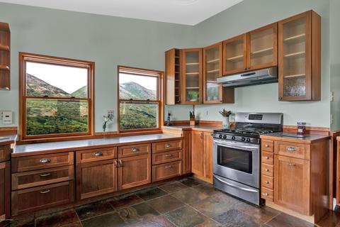 601 Hiland Rd, Eagle River, AK 99577 photo 6