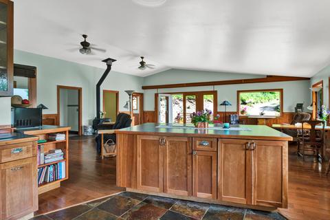 601 Hiland Rd, Eagle River, AK 99577 photo 7