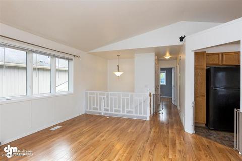 1943 Commodore Dr, Anchorage, AK 99507 photo 11