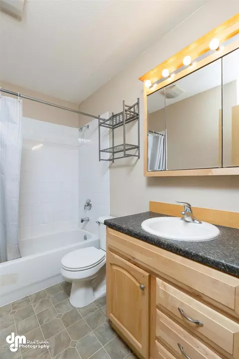537 E 12th Ave, Anchorage, AK 99501 photo 29