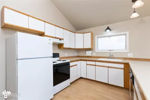 537 E 12th Ave, Anchorage, AK 99501 photo 10