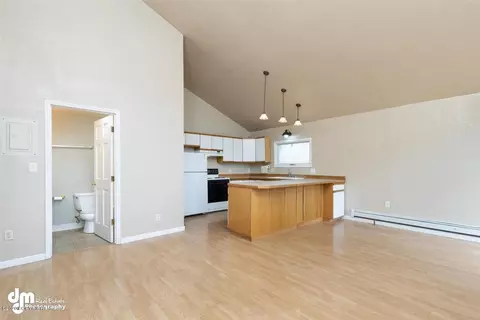 537 E 12th Ave, Anchorage, AK 99501 photo 6