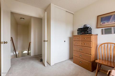 1290 Elegante Ln, Anchorage, AK 99501 photo 21