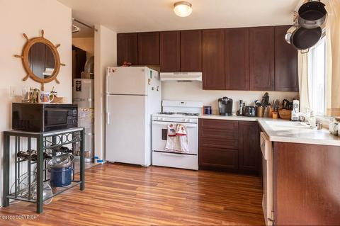 1290 Elegante Ln, Anchorage, AK 99501 photo 1