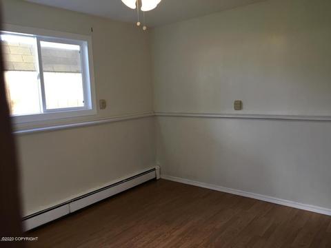 4442 E 4th Ave, Anchorage, AK 99508 photo 8