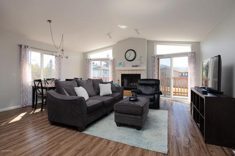 12142 Copper Mountain Dr, Eagle River, AK 99577 photo 4