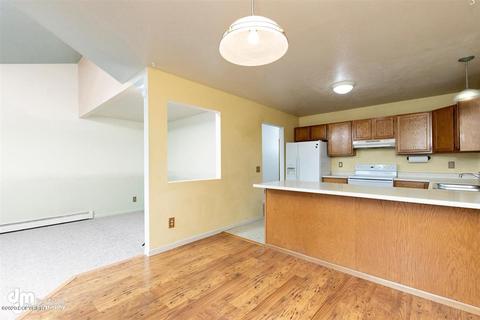 3530 Orbit Cir, Anchorage, AK 99517 photo 8