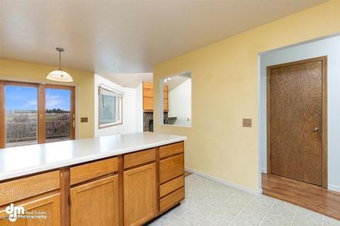 3530 Orbit Cir, Anchorage, AK 99517 photo 11