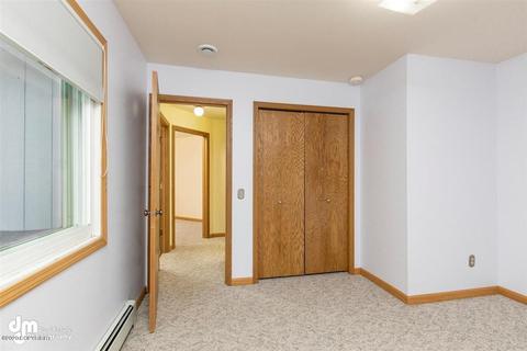 3530 Orbit Cir, Anchorage, AK 99517 photo 17