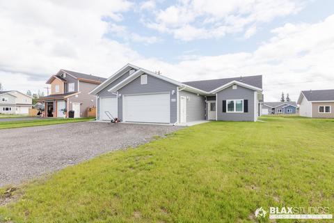 2704 Desert Eagle Loop, North Pole, AK 99705 photo 1