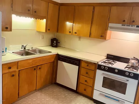 4616 E 7th Ave, Anchorage, AK 99508 photo 9