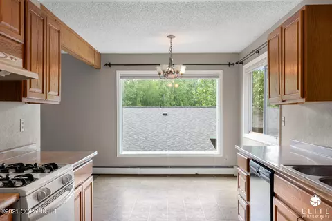 4943 Vance Dr, Anchorage, AK 99508 photo 21