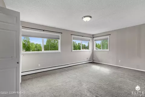 4943 Vance Dr, Anchorage, AK 99508 photo 33