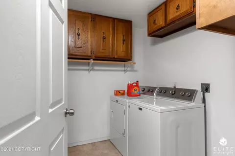 4943 Vance Dr, Anchorage, AK 99508 photo 28