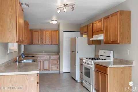 4943 Vance Dr, Anchorage, AK 99508 photo 20