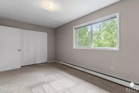 4943 Vance Dr, Anchorage, AK 99508 photo 10