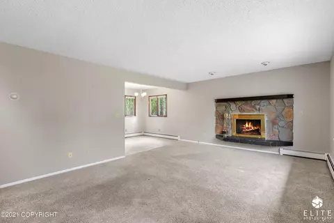 4943 Vance Dr, Anchorage, AK 99508 photo 2