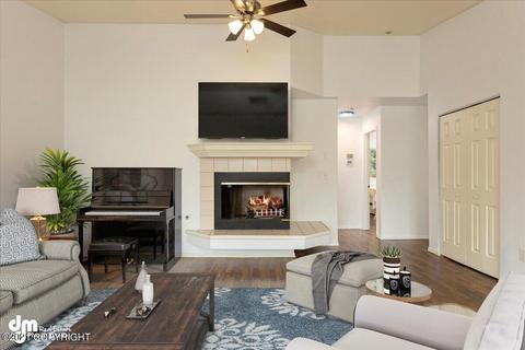 3870 Reflection Dr, Anchorage, AK 99504 photo 3